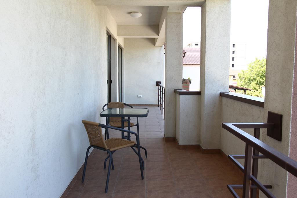 M13 Apartments Năvodari Extérieur photo